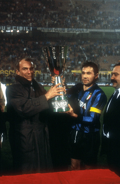 Gli auguri dell'Inter per gli 84 anni di Ernesto Pellegrini, il