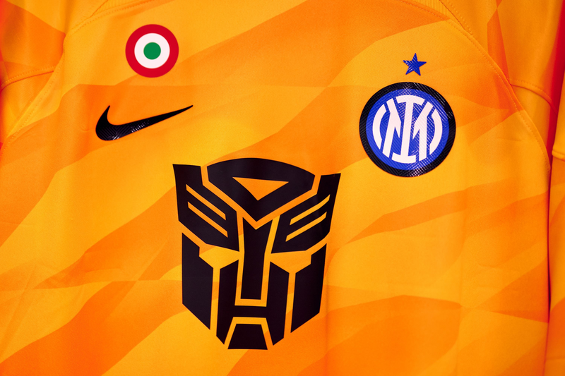 Inter and Paramount+: a special shirt and show involving the Transformers  at San Siro
