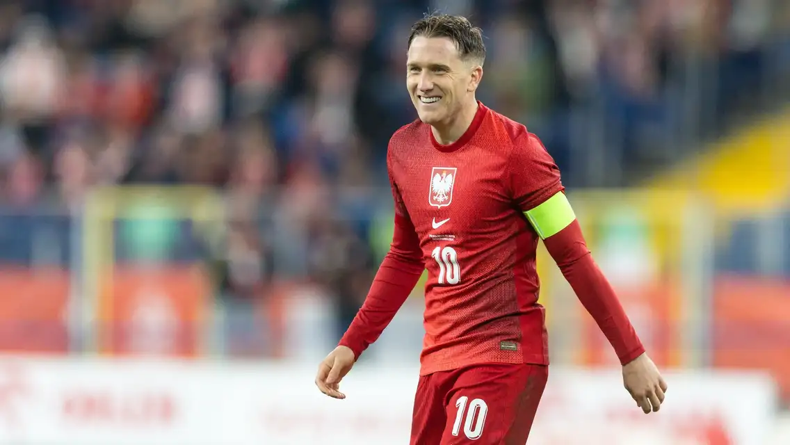 InterNationals: goal for Zielinski, Dumfries assist 