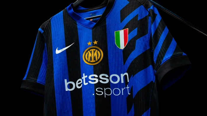 The new Home jersey shines in an exclusive experience Inter