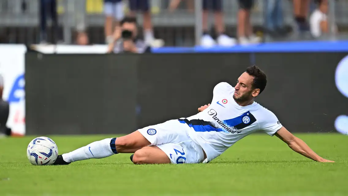 Le 100 presenze di Hakan Calhanoglu con l'Inter